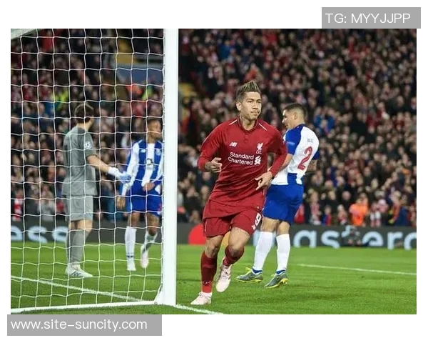 阿德里亚诺菲尔米诺以100万欧元转会费加盟三镇签约两年加一年选项